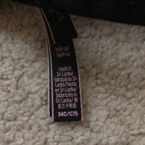 Bra - Picture 3 of 4